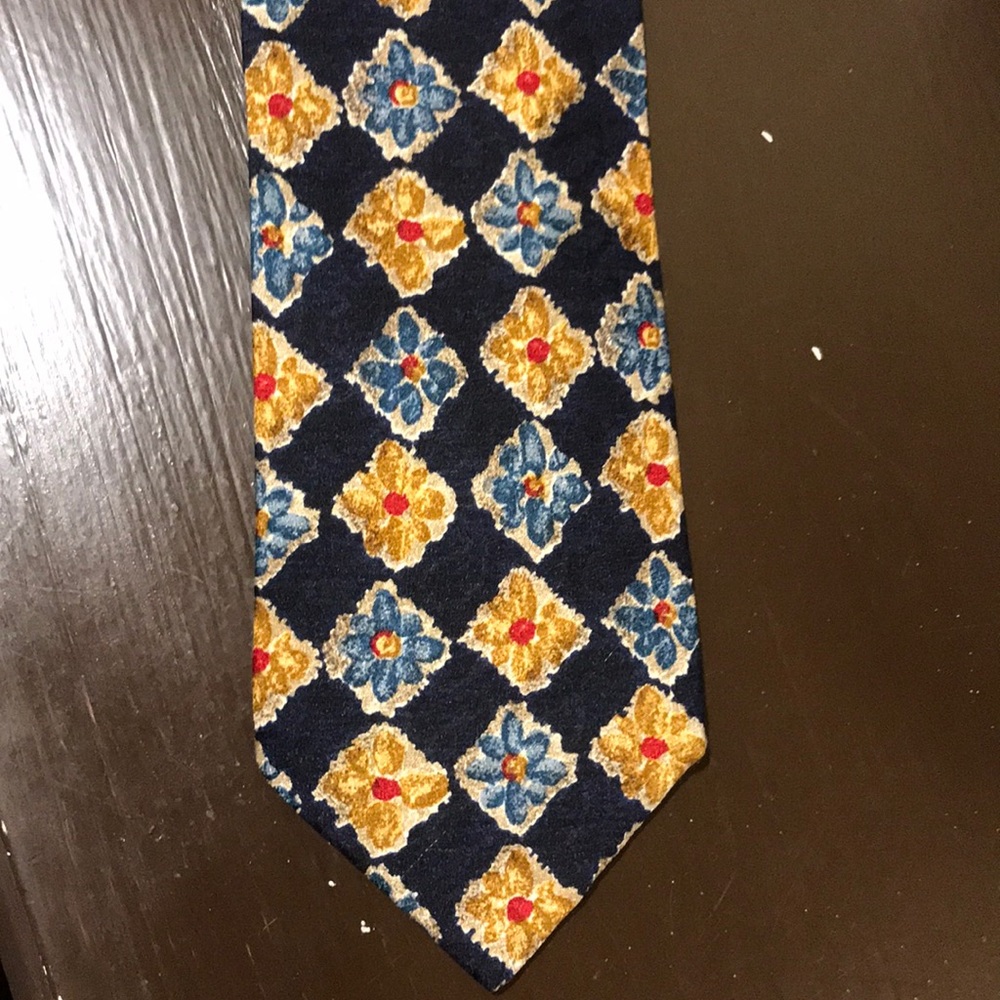 Canali silk floral tie like new
